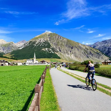 Italia 2 In-ski Out Mt 50 - Happy Livigno